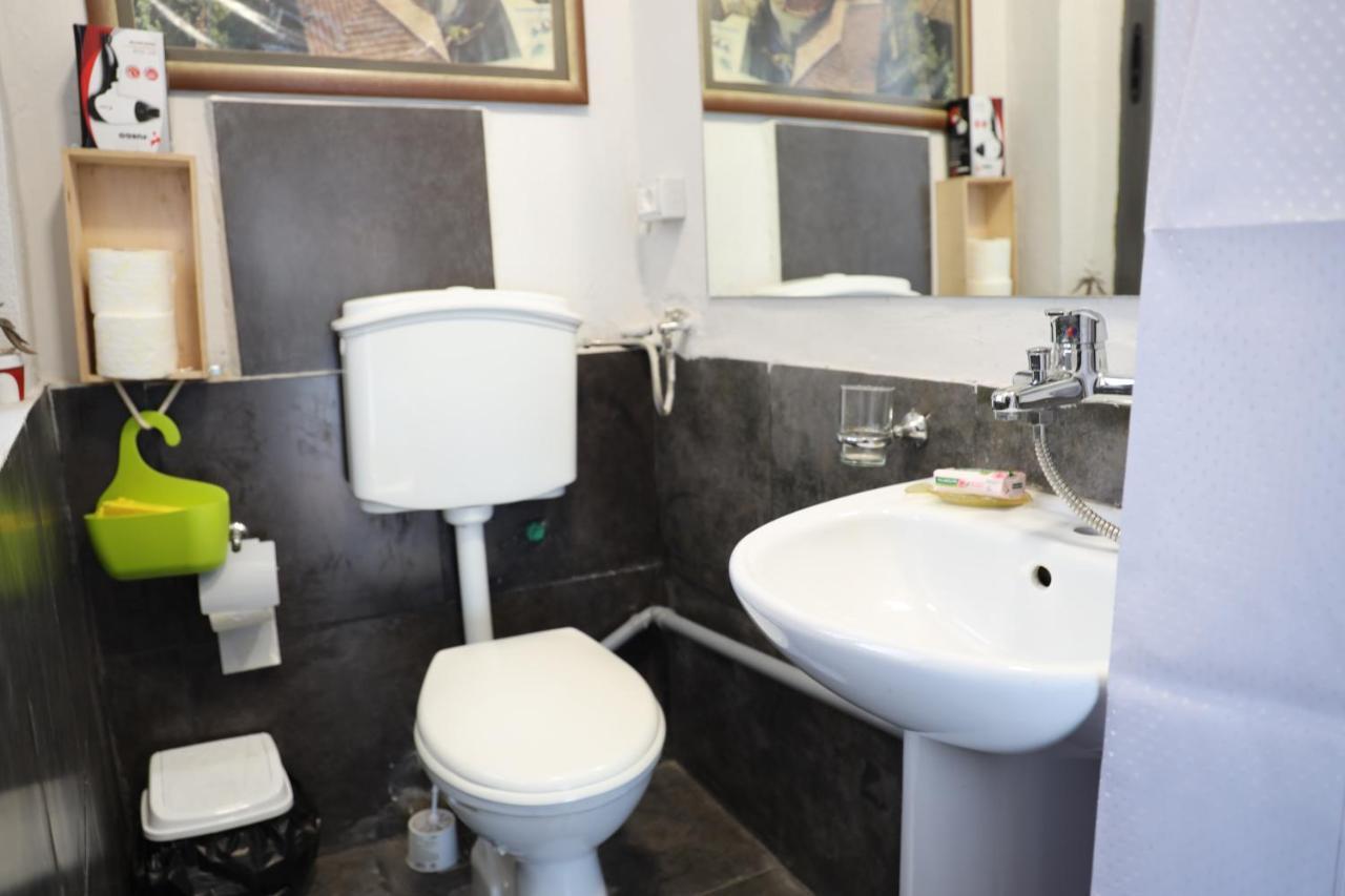 Hoja Hostel Tirana Kültér fotó